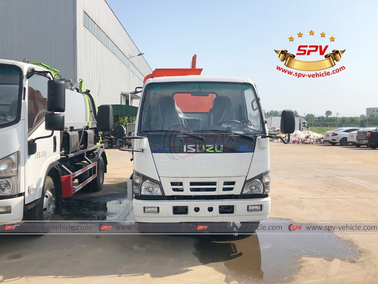 5,000 Litres Food Waste Garbage Truck ISUZU - F 5,000 Litres Food Waste Garbage Truck ISUZU - F